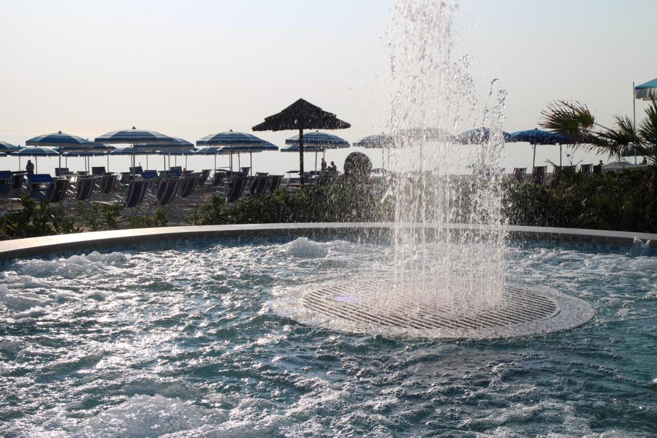 Hotel Miramare - ซิลวี มารีน่า ภายนอก รูปภาพ